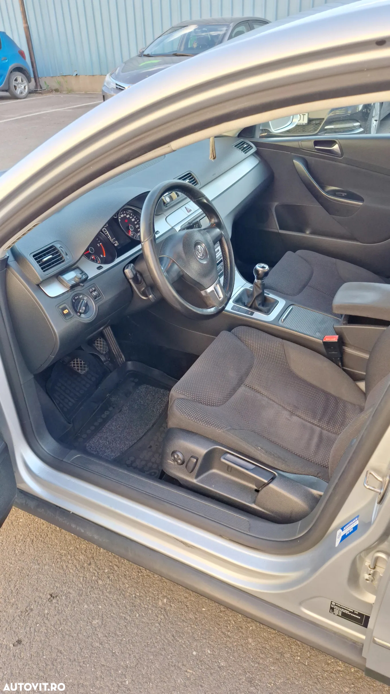 Volkswagen Passat 1.6 TDI BlueMotion - 15
