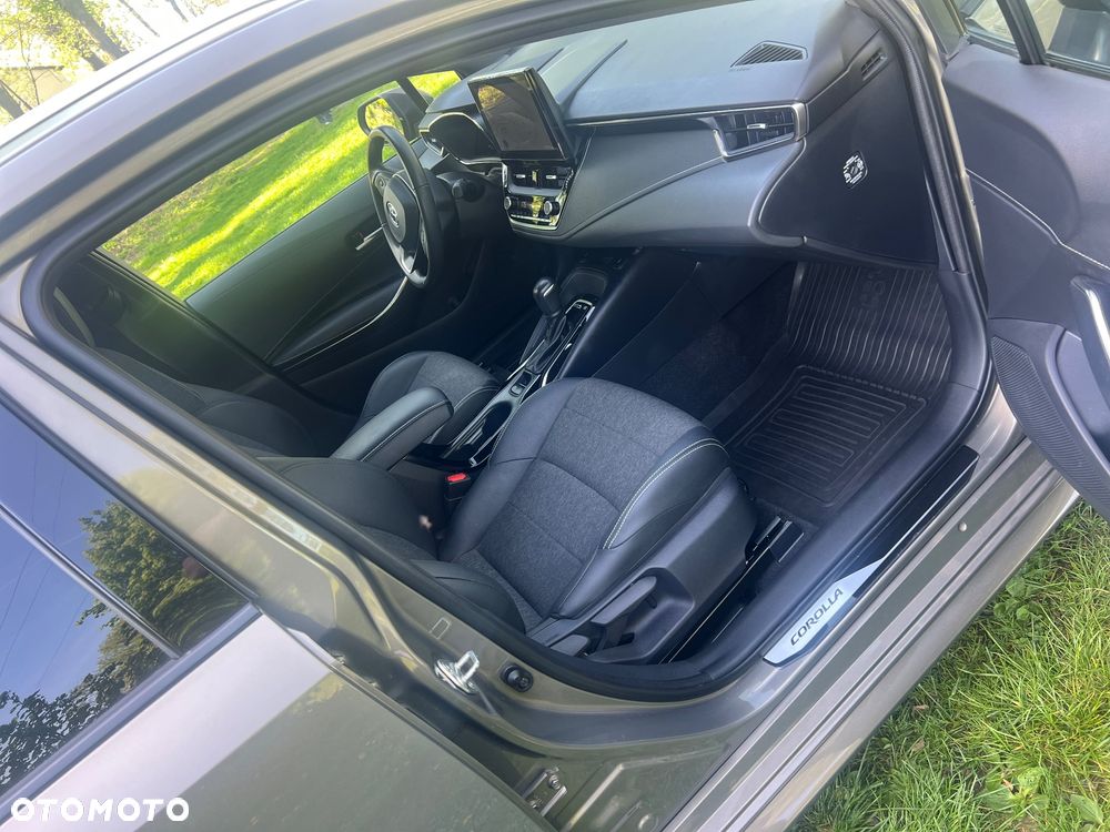 Toyota Corolla 1.8 Hybrid Style - 8