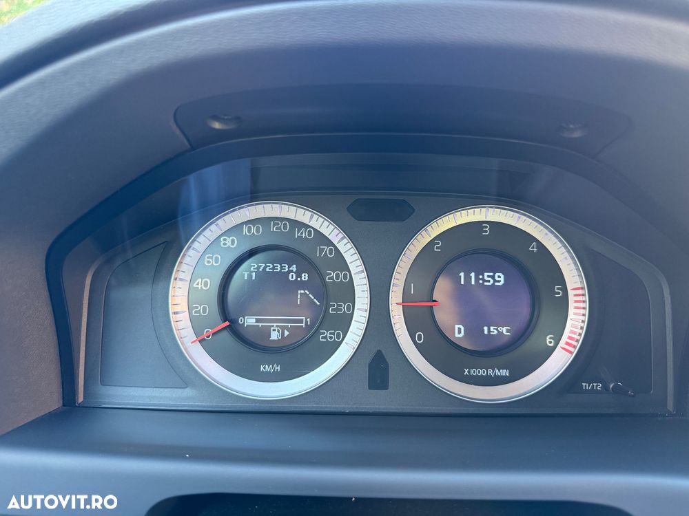 Volvo XC 70 - 34