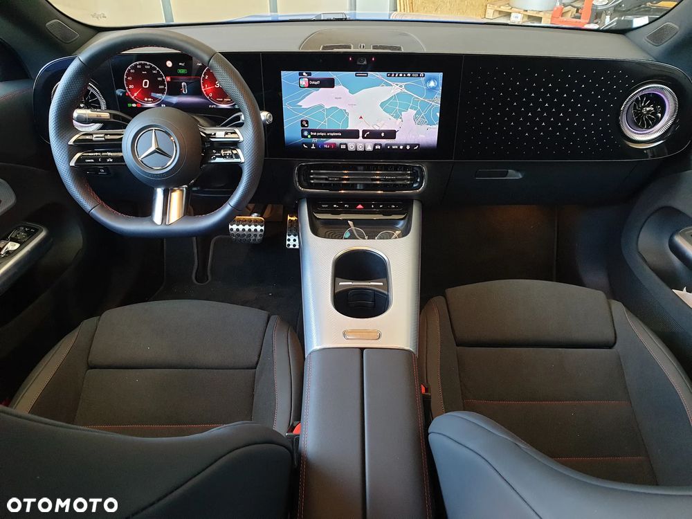 Mercedes-Benz CLA 200 mHEV 8G-DCT - 9