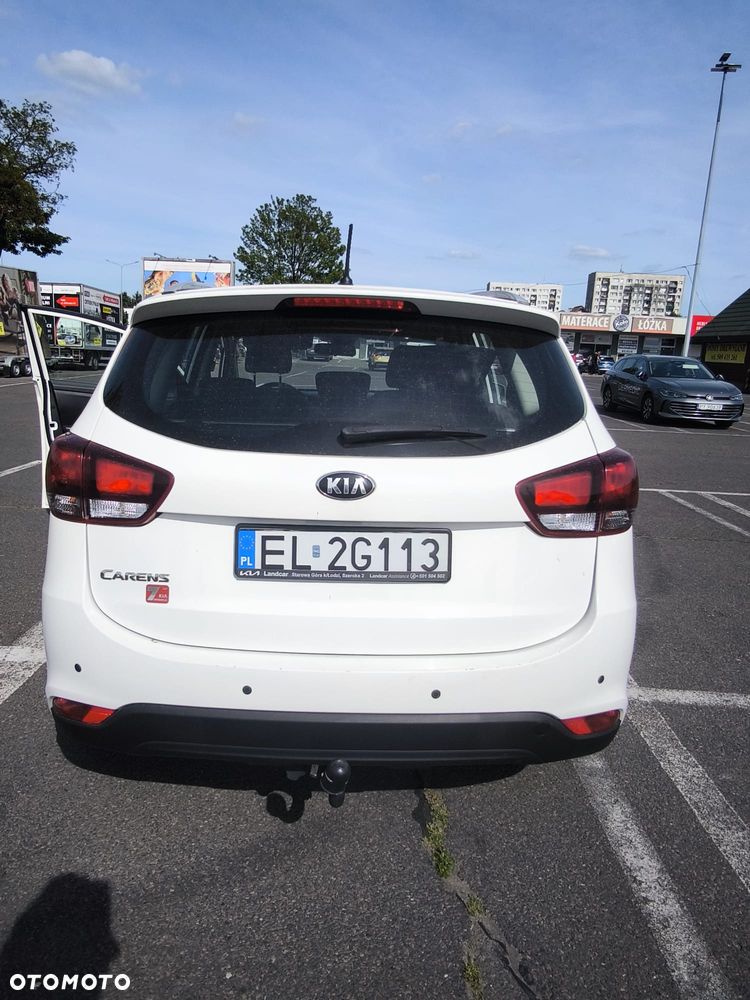 Kia Carens 1.6 GDI M - 19