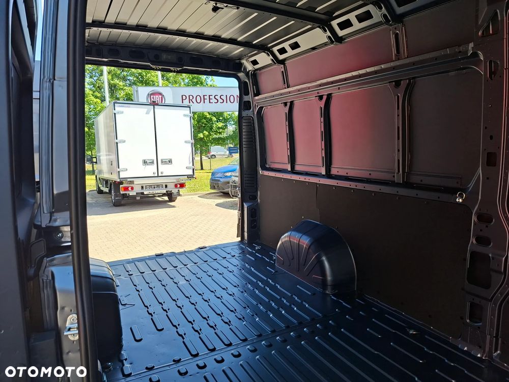 Fiat Super wyposażenie! Fiat Ducato L4H2 180km Automat - 34