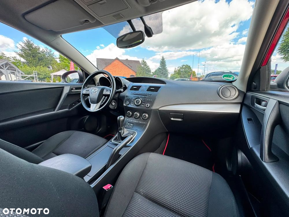 Mazda 3 1.6 Exclusive + - 21