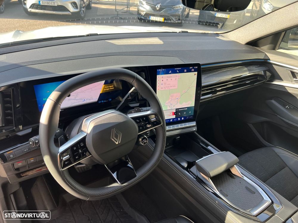 Renault Austral 1.2 E-Tech Iconic - 16