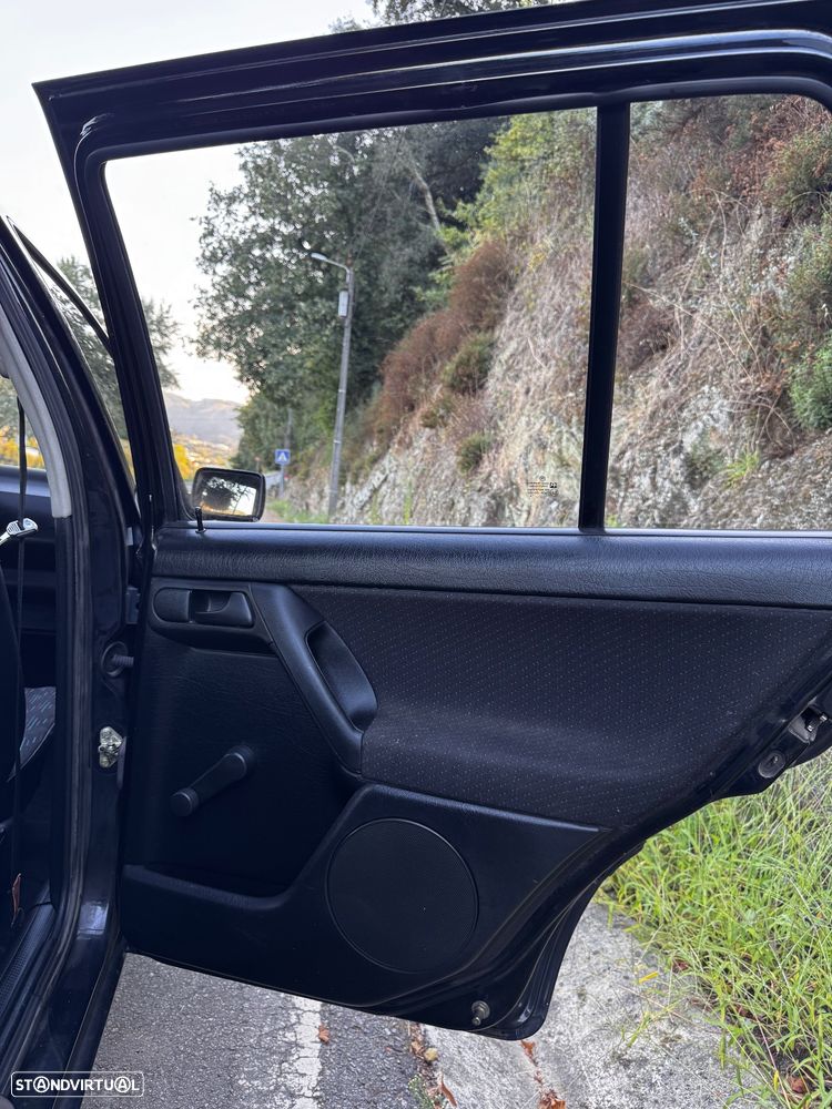 VW Golf 1.4 CL - 25
