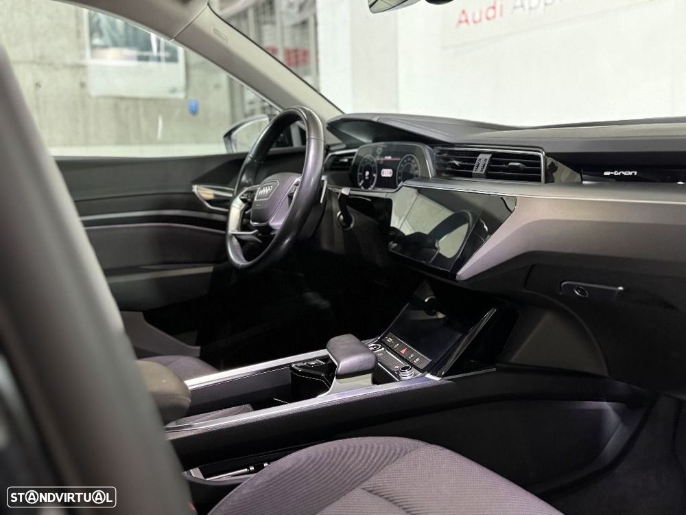 Audi Q8 e-Tron Sportback 55 quattro Advanced - 21