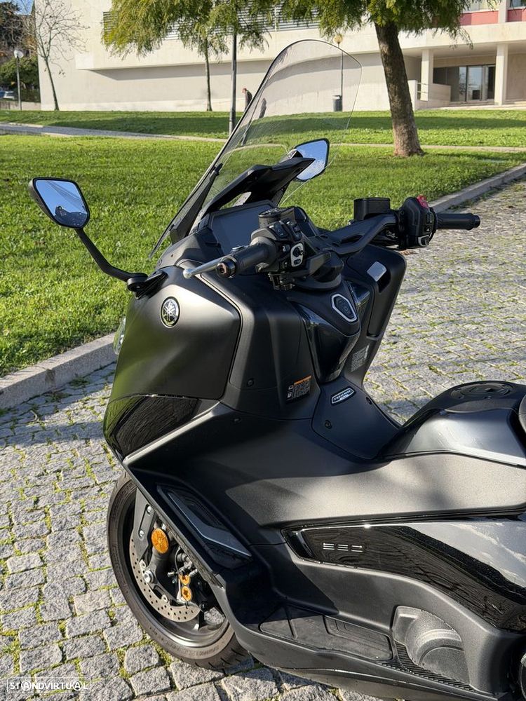Yamaha TMAX TechMax - 8