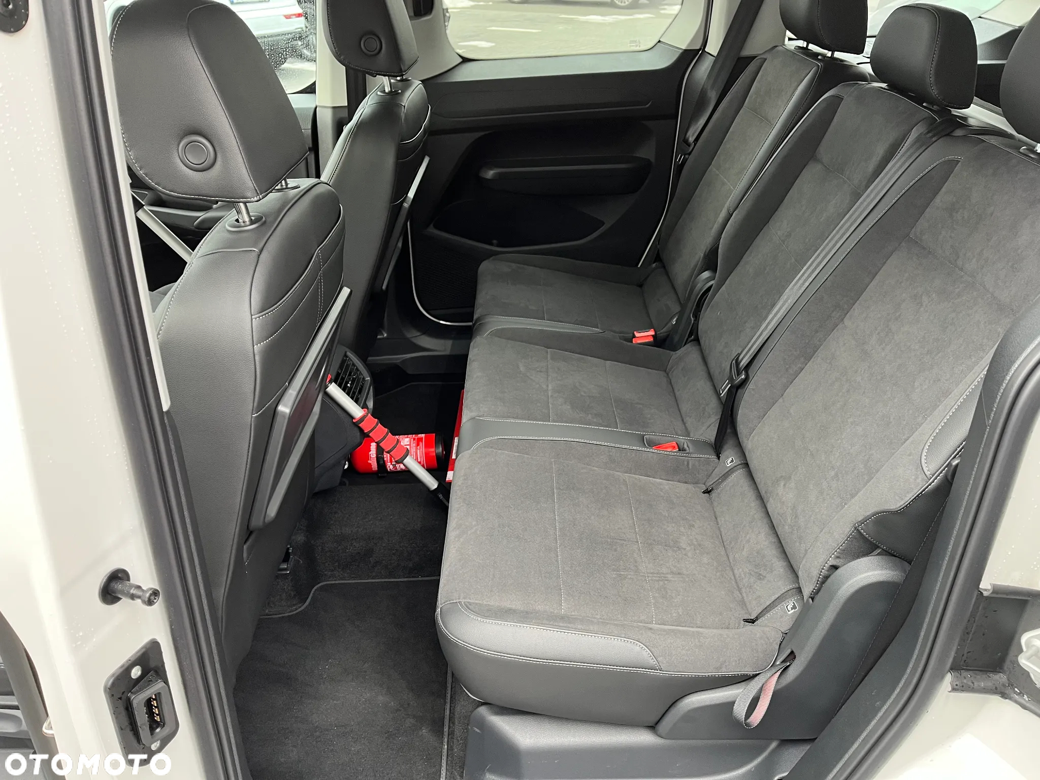 Volkswagen Caddy 2.0 TDI PanAmericana DSG - 8