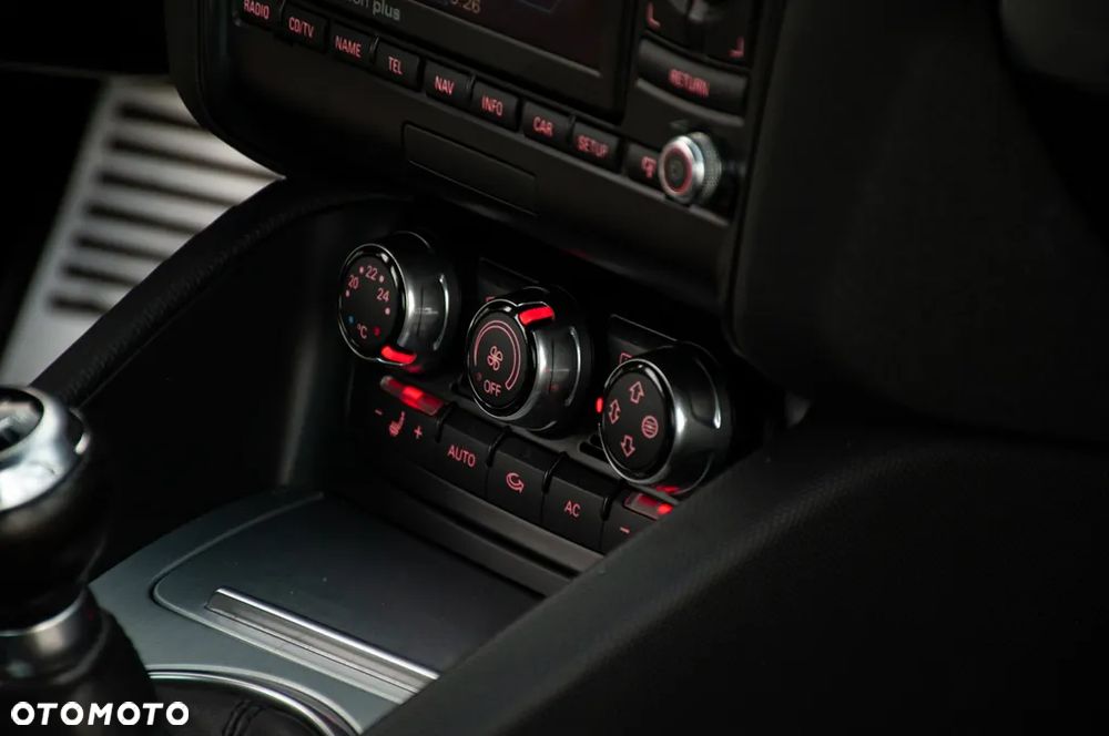 Audi TT Coupé 2.0 TDI quattro - 21