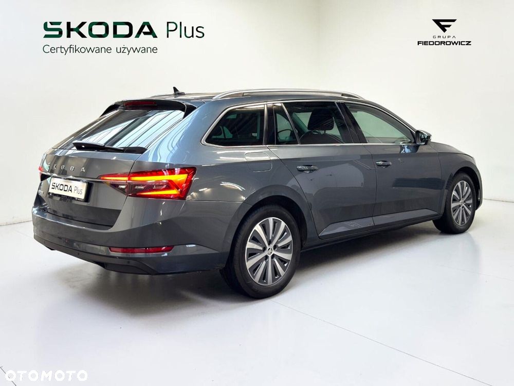 Skoda Superb 2.0 TDI SCR Style DSG - 9
