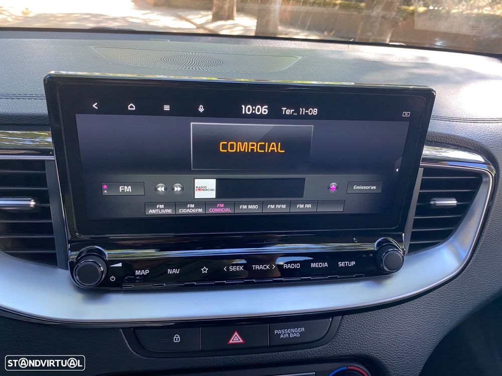 Kia XCeed 1.6 CRDi Tech+SRF - 40