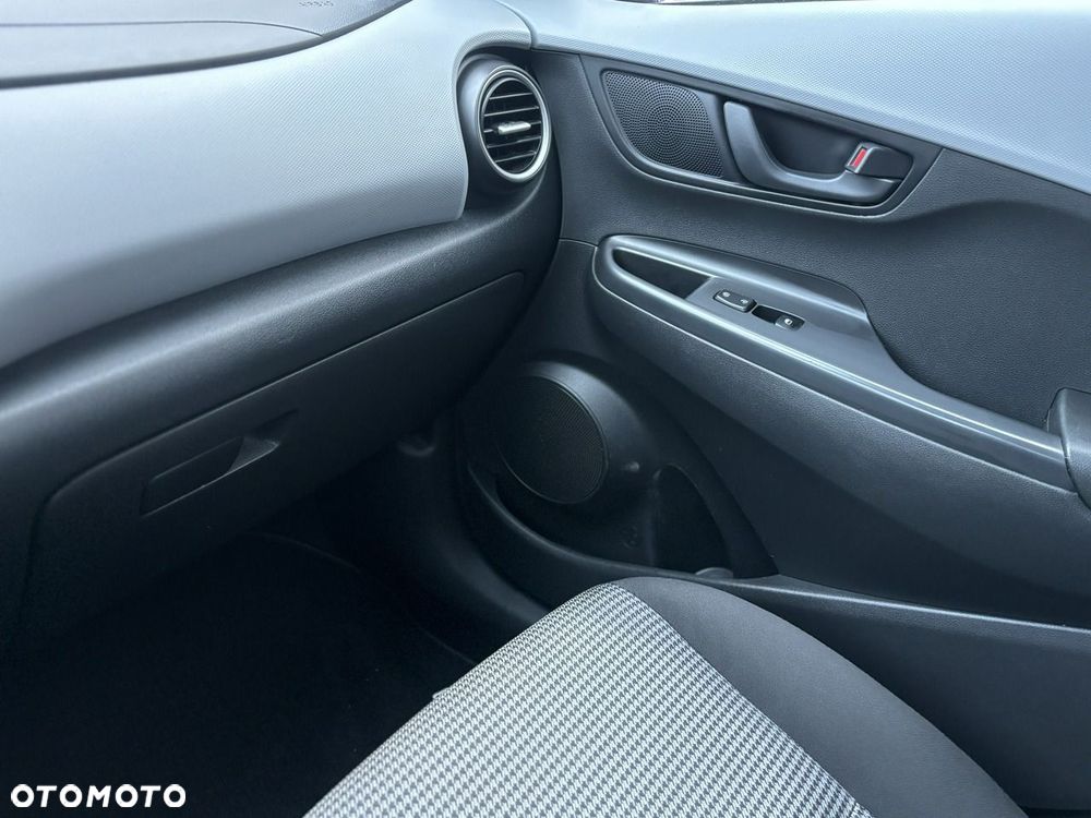 Hyundai Kona - 16