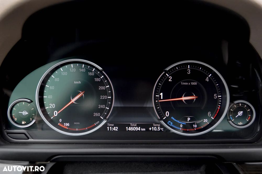 BMW Seria 5 520d Aut. Luxury Line - 9