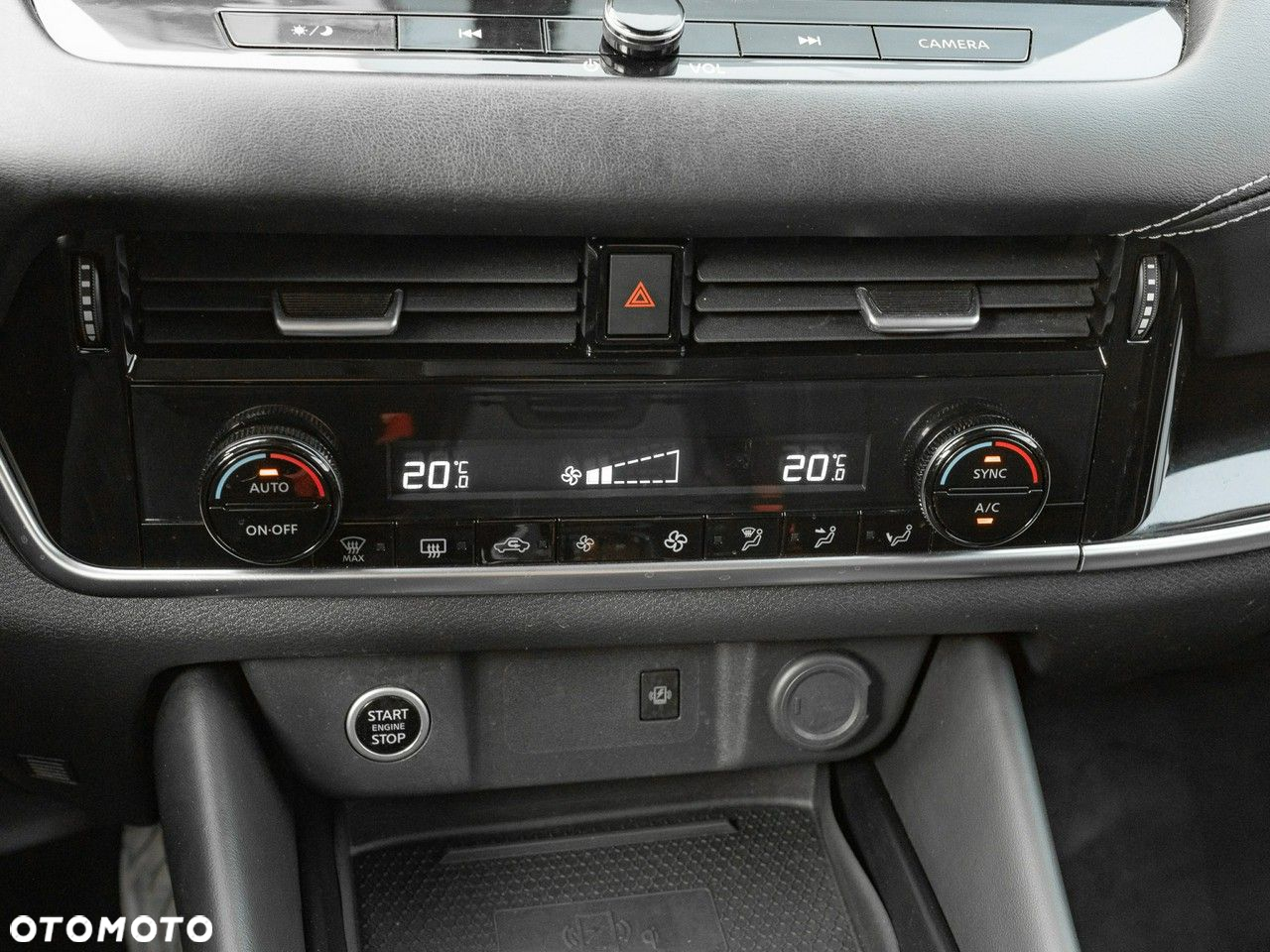 Nissan Qashqai - 22