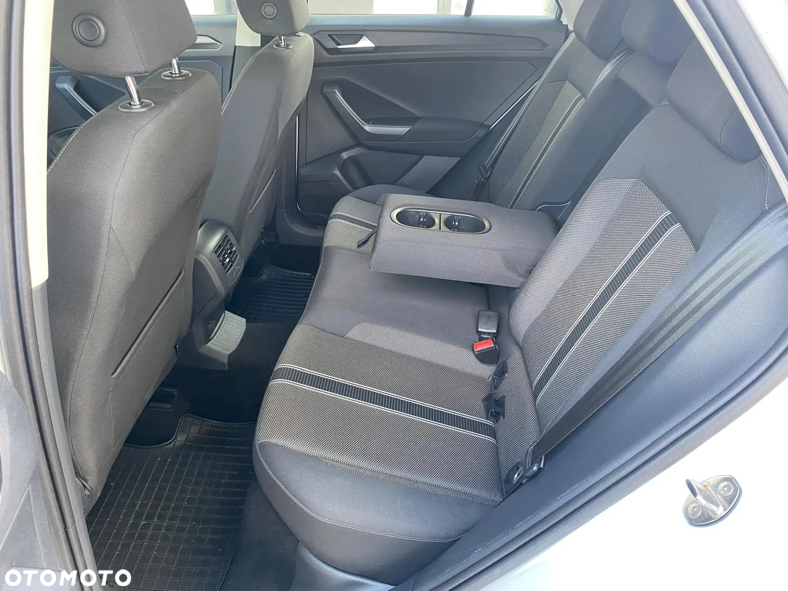 Volkswagen T-Roc 1.0 TSI Special Edition - 24
