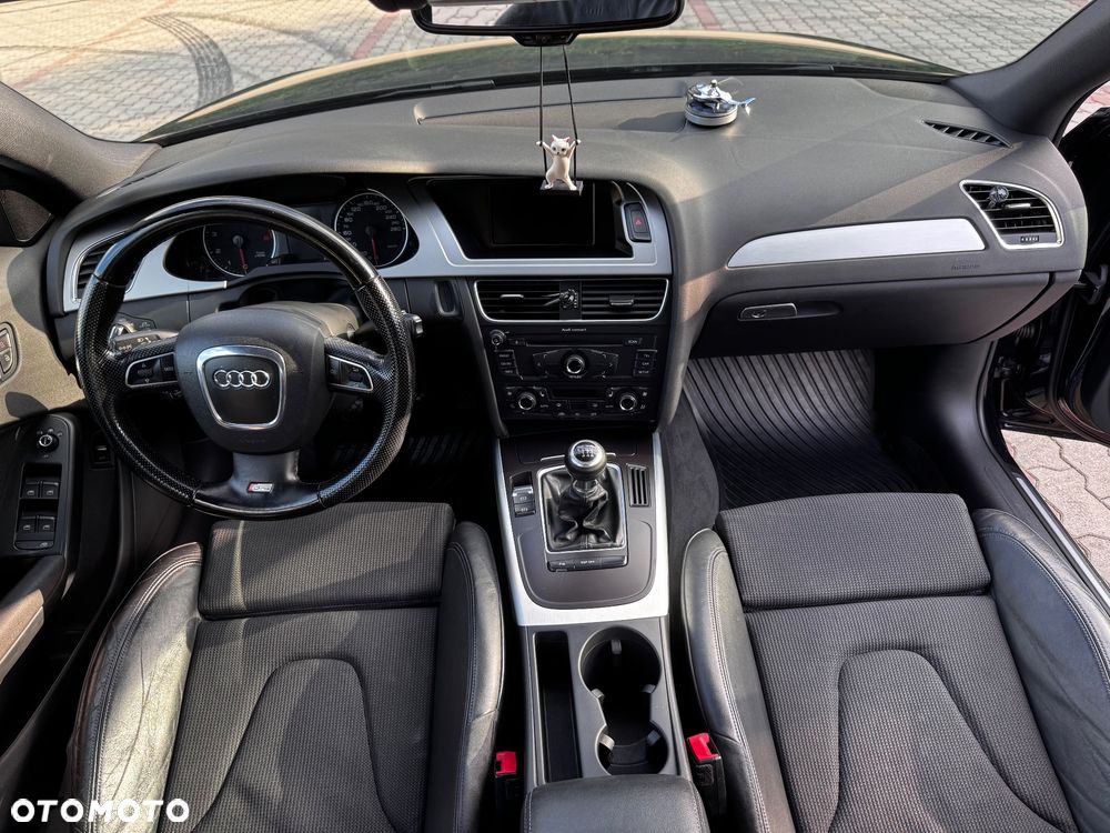 Audi A4 Limousine - 25