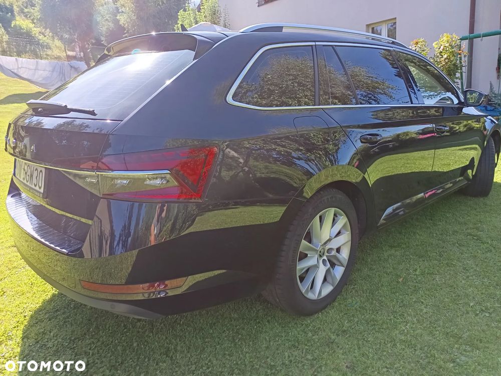 Skoda Superb 2.0 TSI Ambition DSG - 6