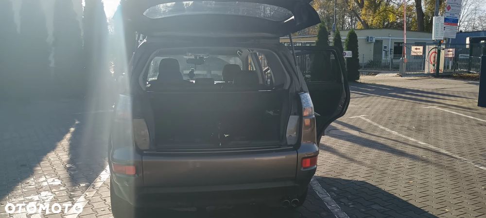 Mitsubishi Outlander 2.2 DID Intense EU5 - 9