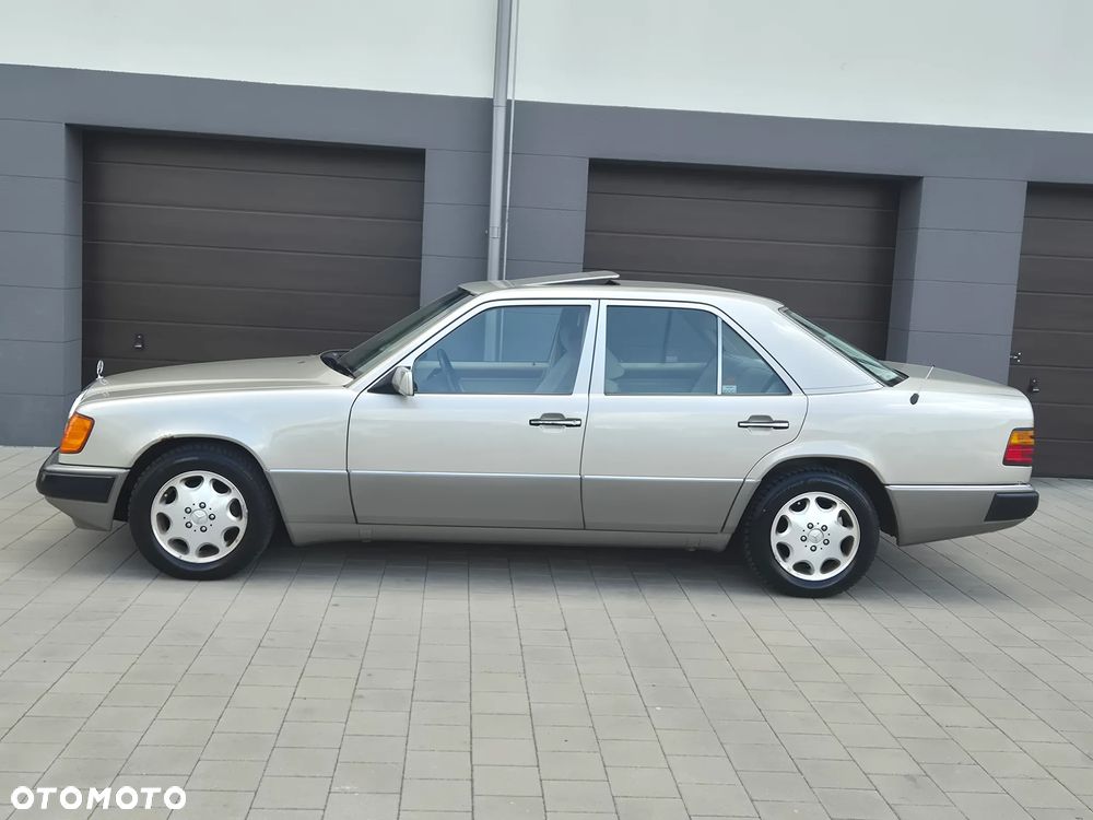 Mercedes-Benz W124 (1984-1993) - 8