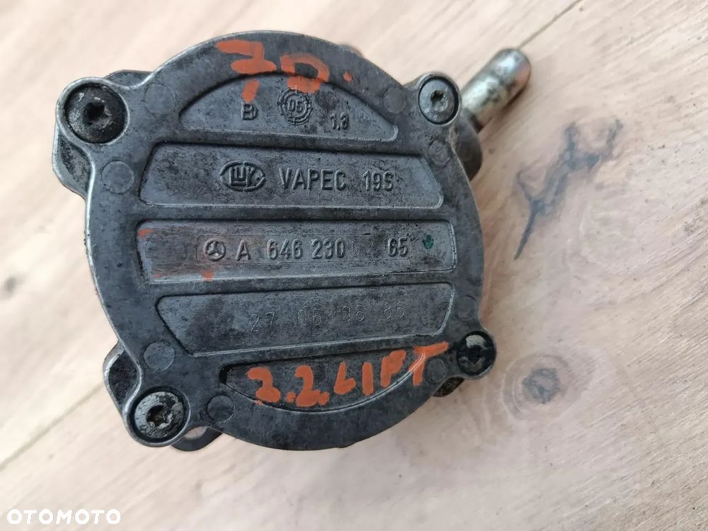 MERCEDES W204 W211 2.2 CDI POMPA VACUM PODCIŚNIENIA A6462300265 - 1