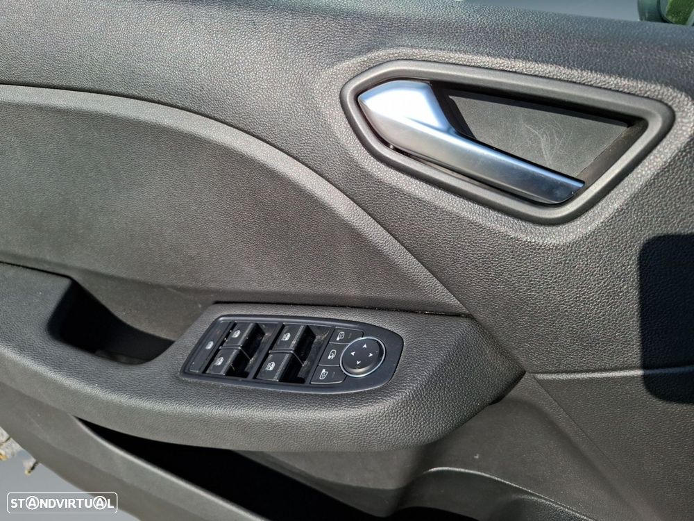 Renault Clio 1.0 TCe Evolution - 24