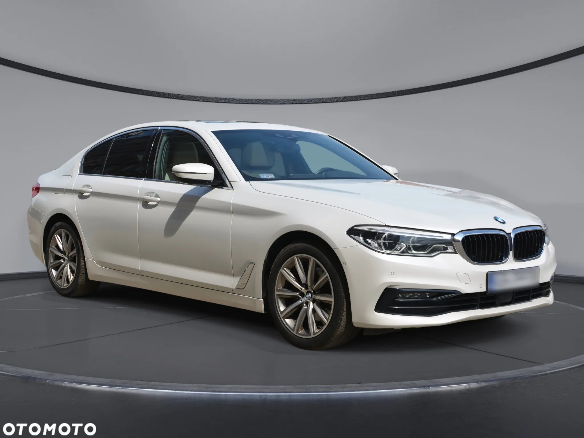 BMW Seria 5 520d xDrive Sport Line sport - 2