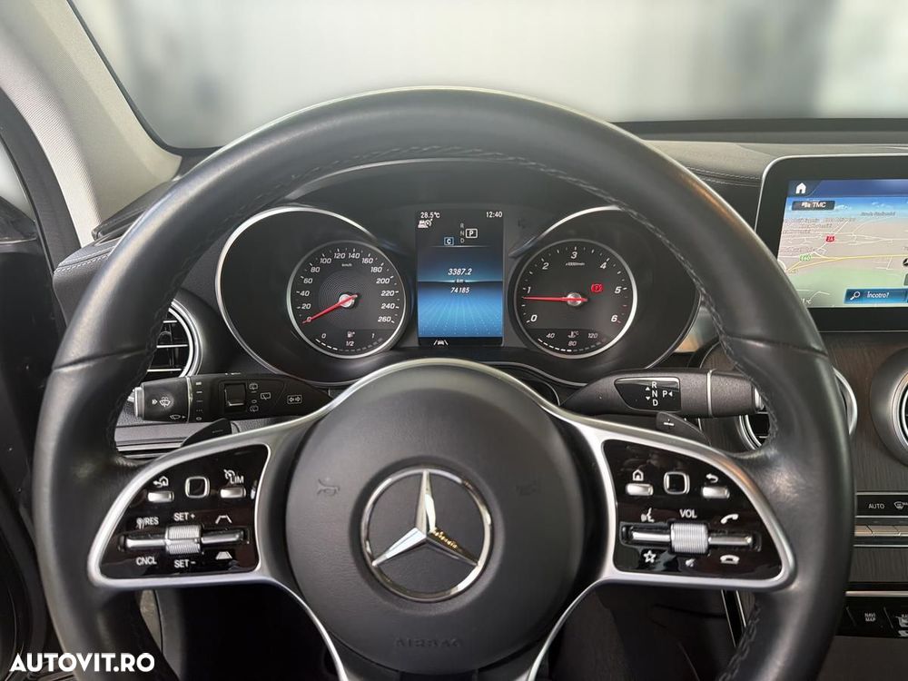 Mercedes-Benz GLC 220 d 4MATIC - 12