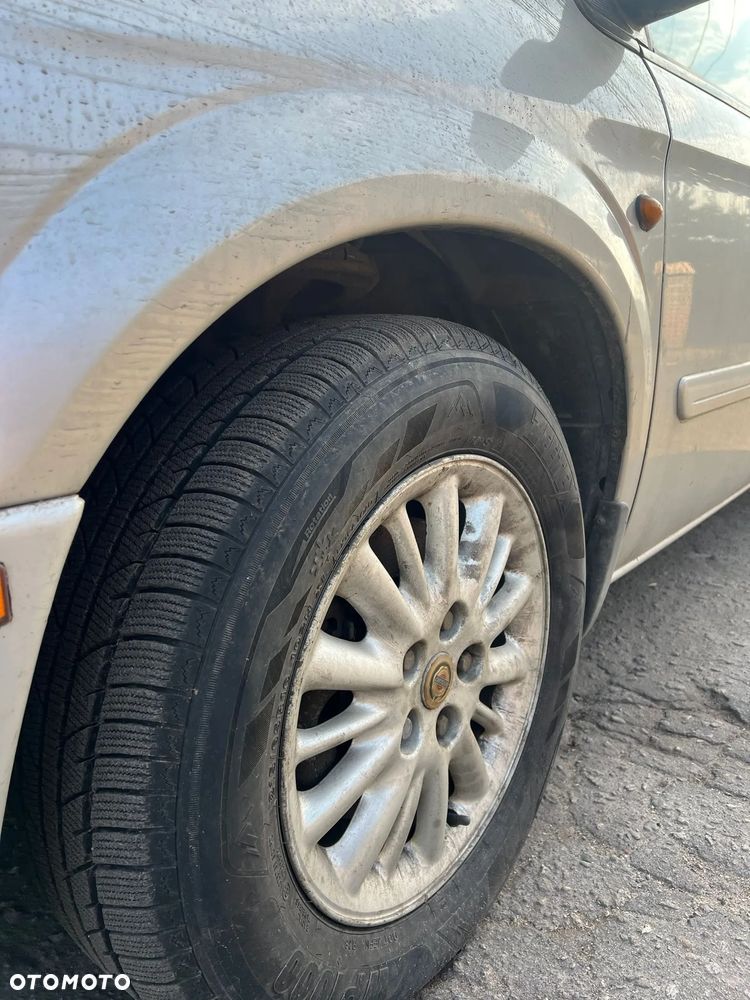 Chrysler Grand Voyager 2.8 CRD LX - 8