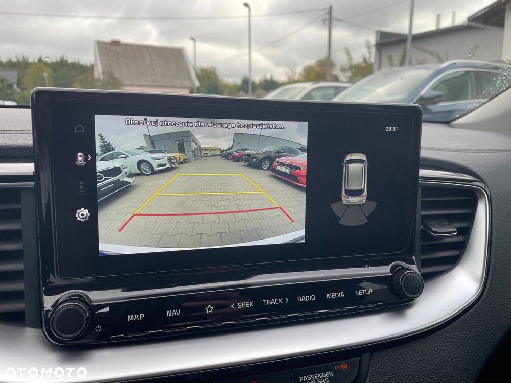 Kia Ceed 1.5 T-GDI Business Line DCT - 27