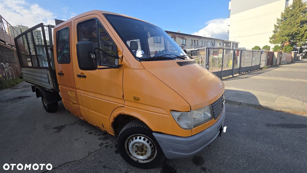 Mercedes-Benz Sprinter - 6