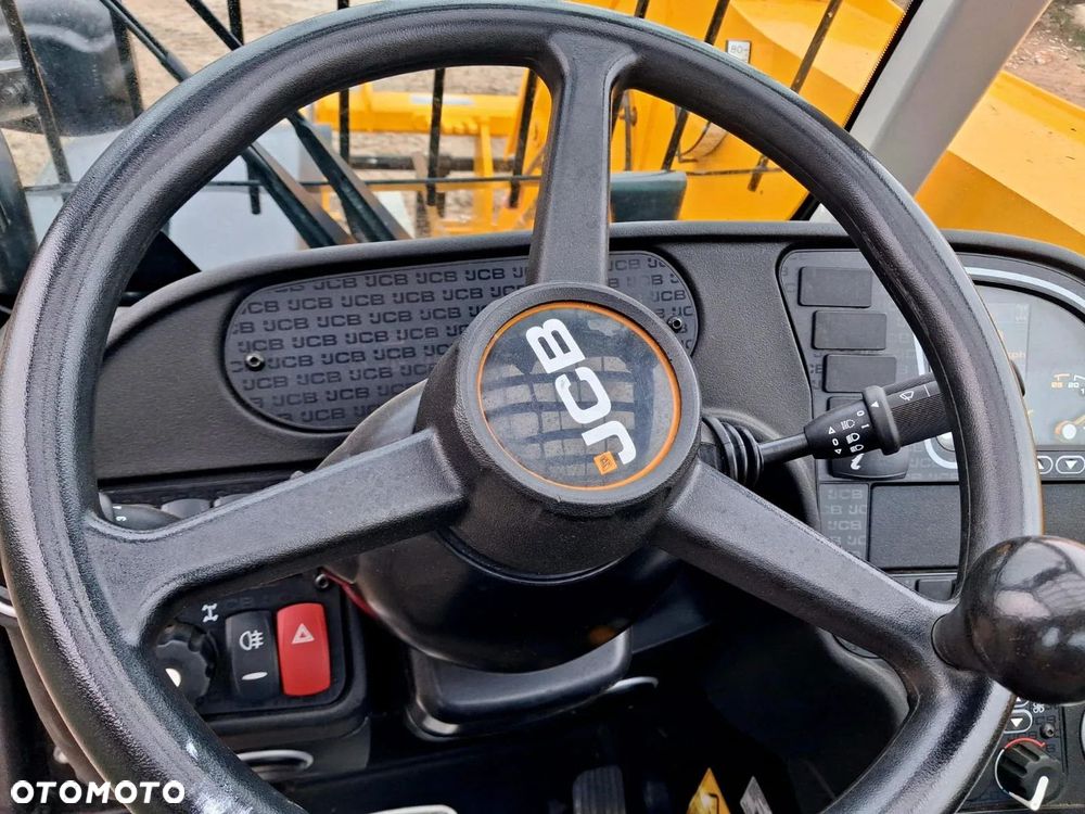 JCB 531-70 - 12