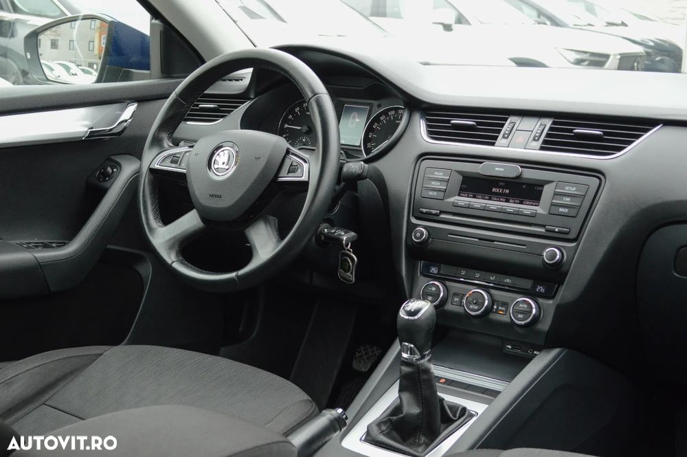 Skoda Octavia 1.6 TDI Ambiente - 4