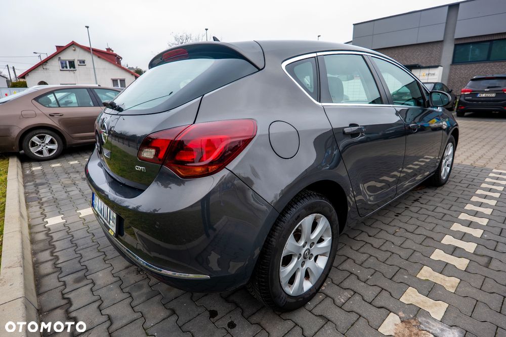 Opel Astra 1.7 CDTI Cosmo - 31