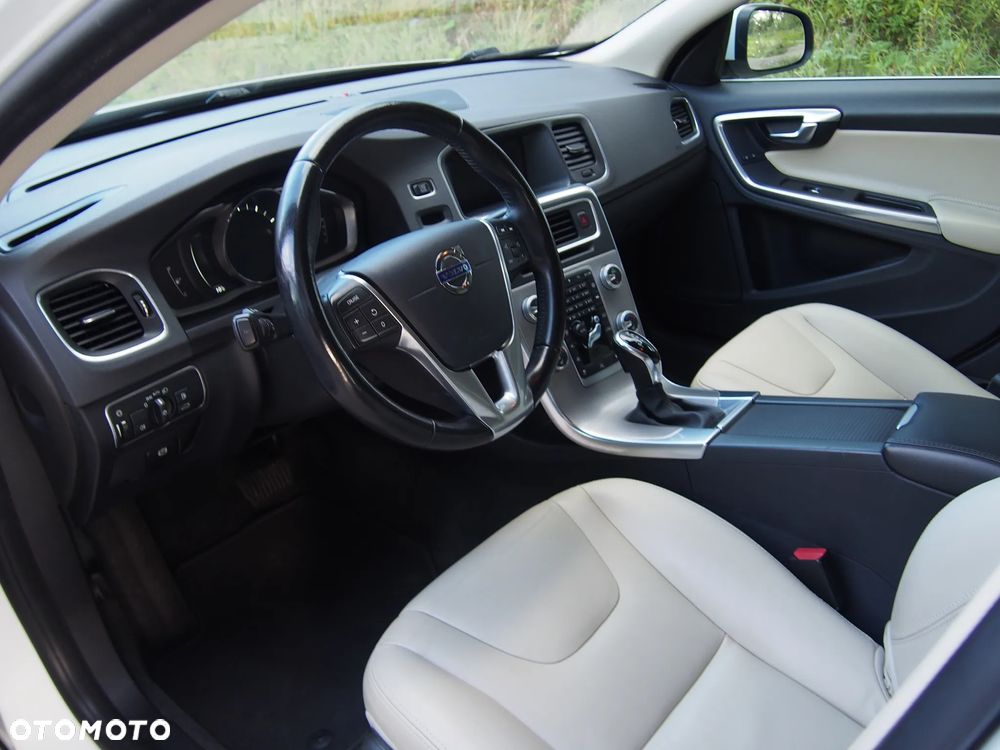 Volvo S60 - 22