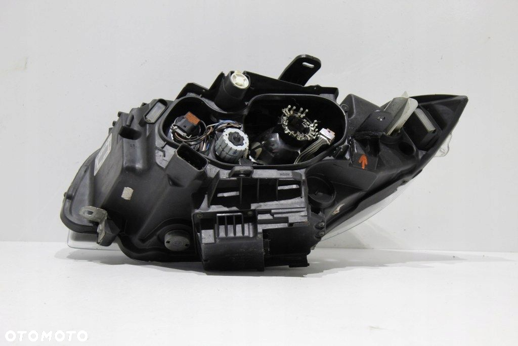 BMW 1 E81 E87 Xenon Lift Prawy Brak Uszka Lampa Przód Europa - 2