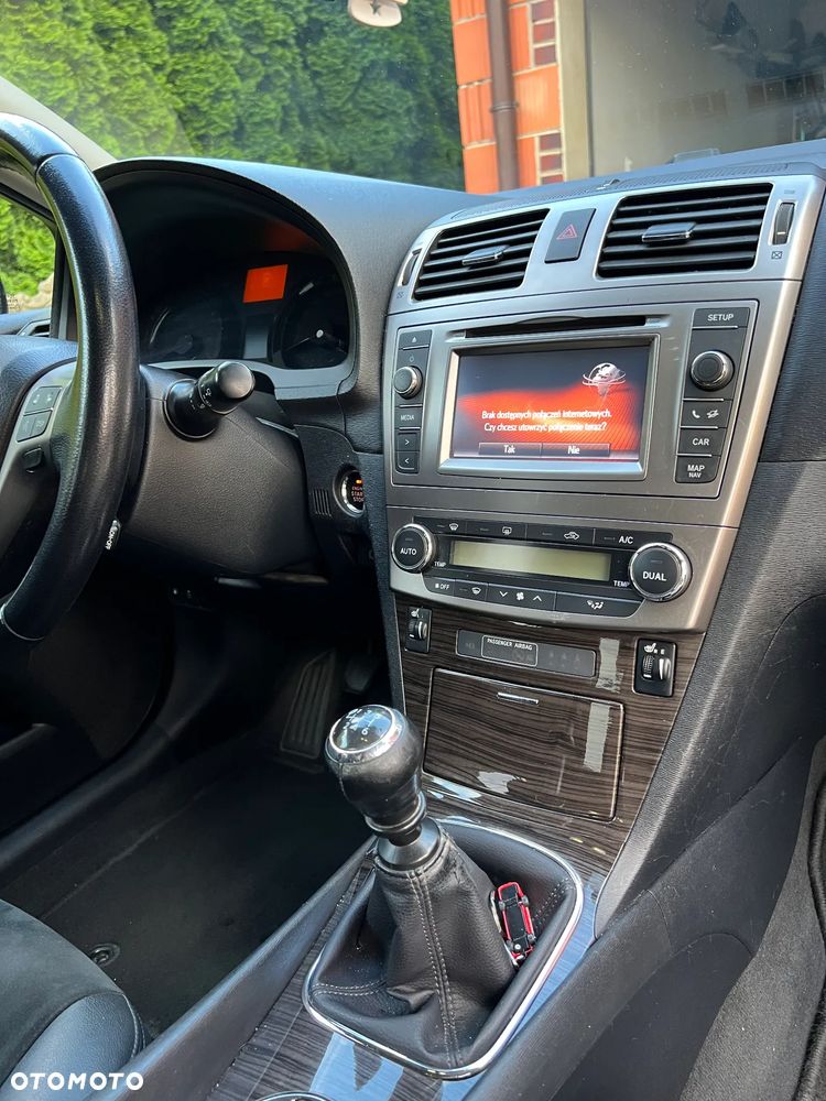 Toyota Avensis 2.0 D-4D Premium - 9