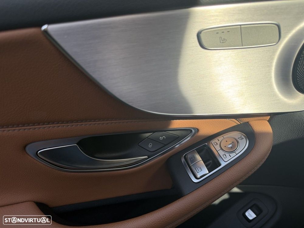 Mercedes-Benz C 180 9G-TRONIC AMG Line - 32