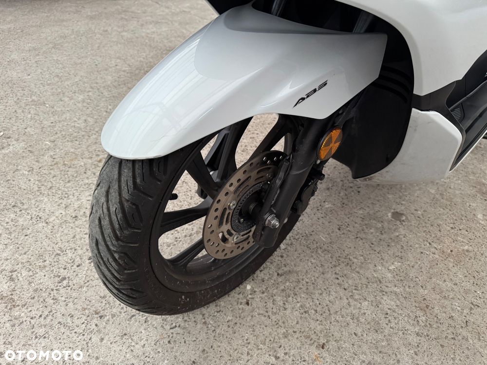 Honda PCX - 16