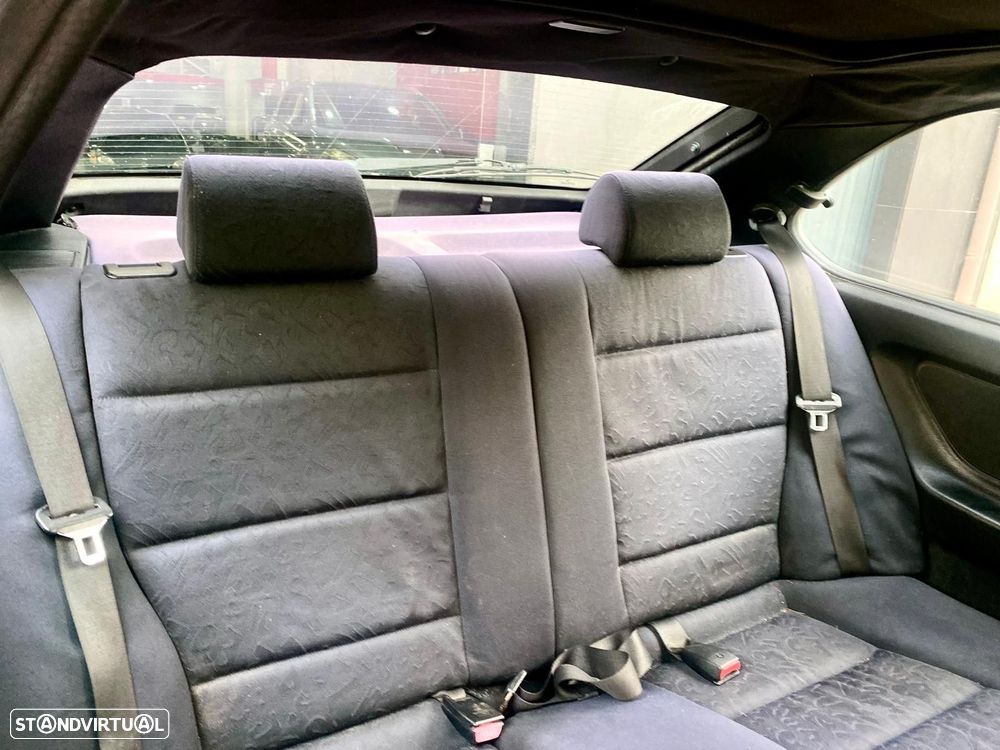 BMW 318 tds Compact Exclusive Edit - 21