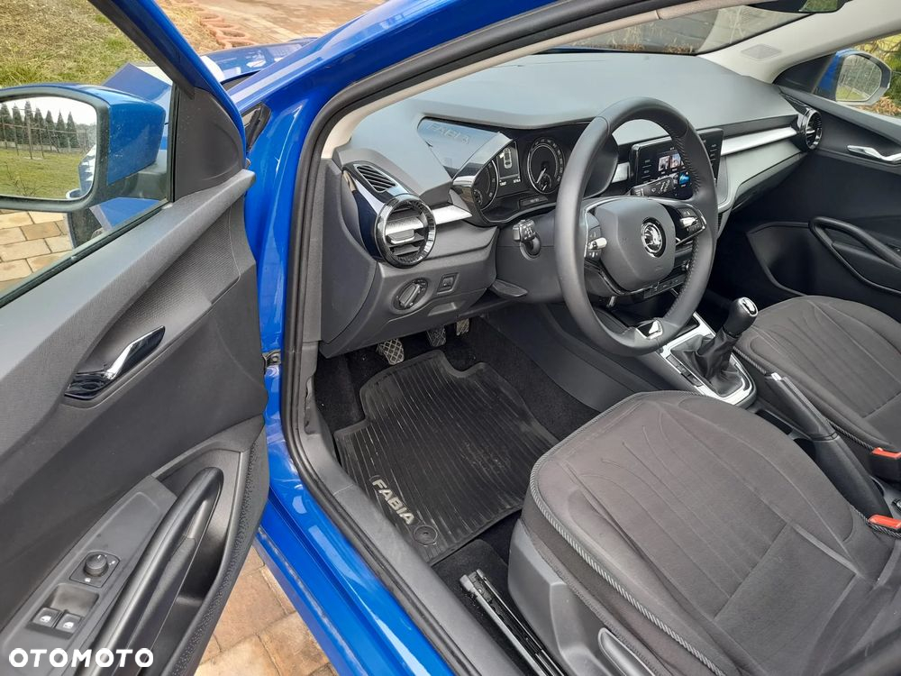 Skoda Fabia 1.0 TSI Ambition - 11