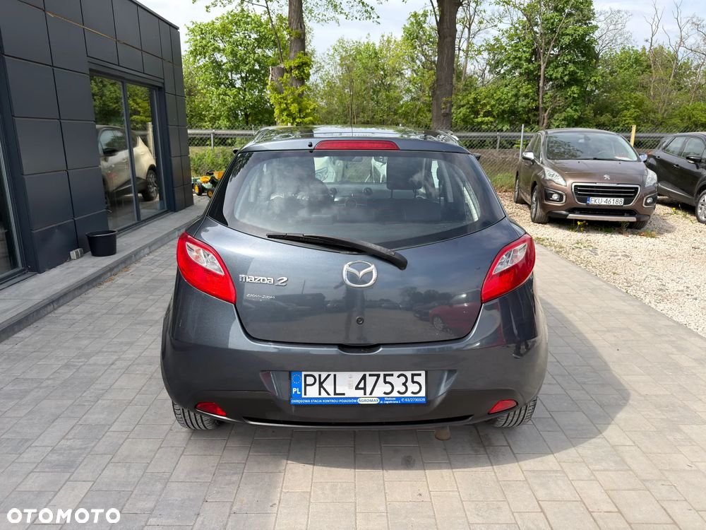 Mazda 2 - 14