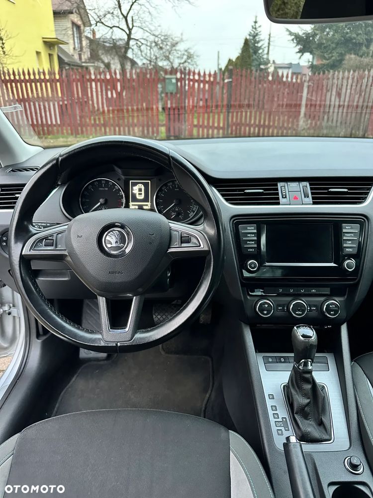 Skoda Octavia 1.6 TDI Style DSG - 12