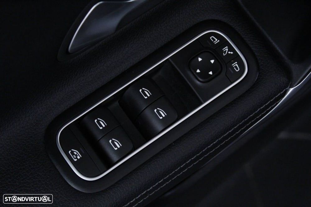 Mercedes-Benz A 200 d - 21
