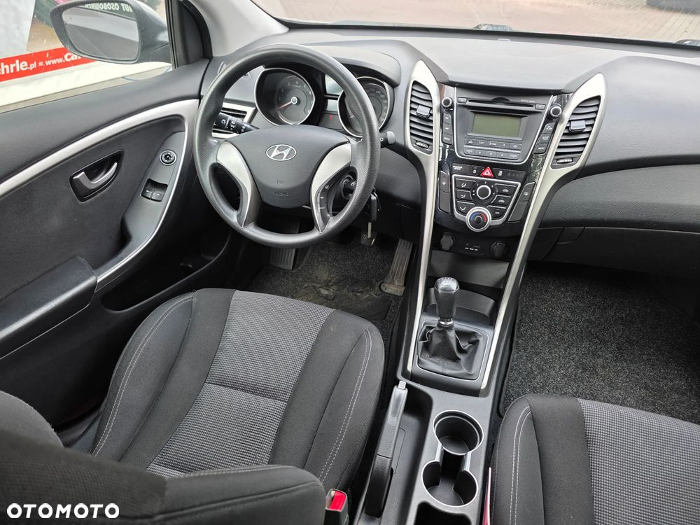 Hyundai i30 1.4 Trend - 9