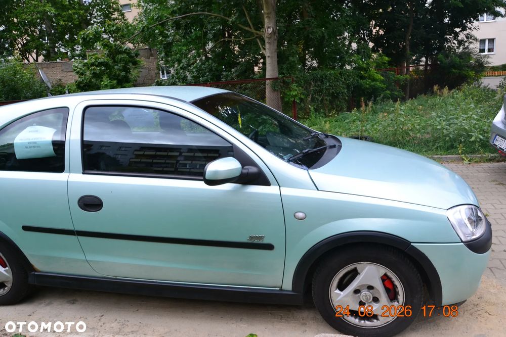 Opel Corsa 1.4 16V Sport - 9