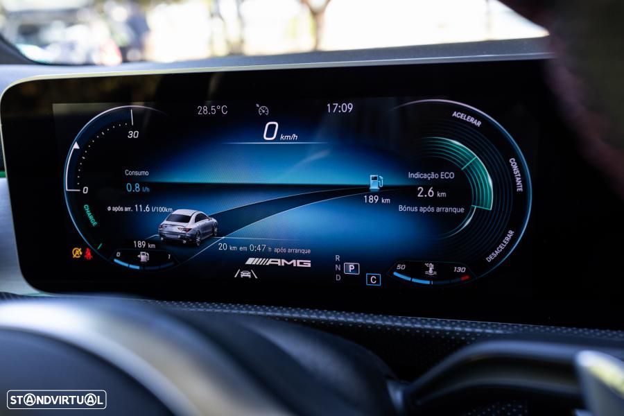 Mercedes-Benz CLA 35 AMG - 38