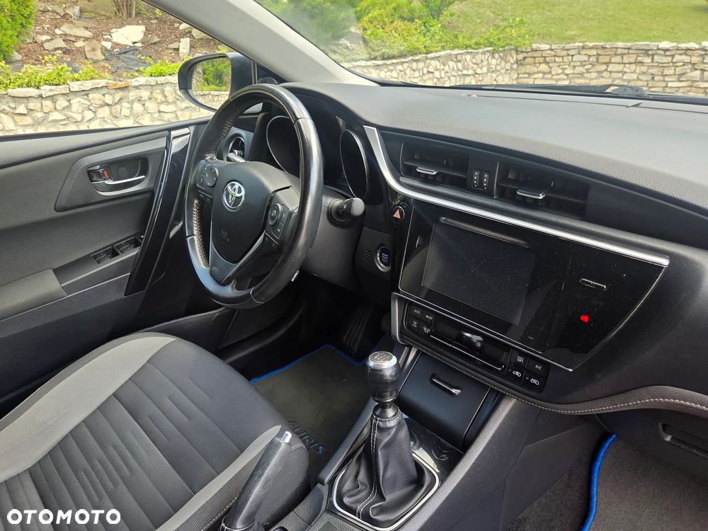 Toyota Auris 1.2 Turbo Executive - 19