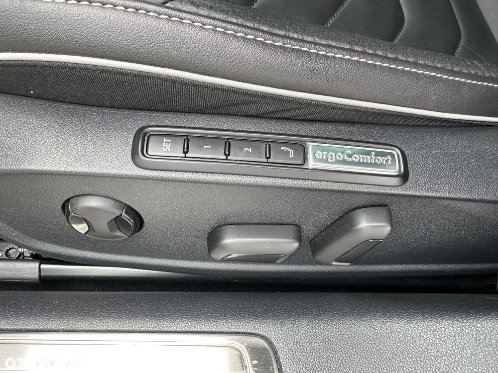 Volkswagen Arteon 2.0 TDI SCR 4Motion DSG R-Line - 18