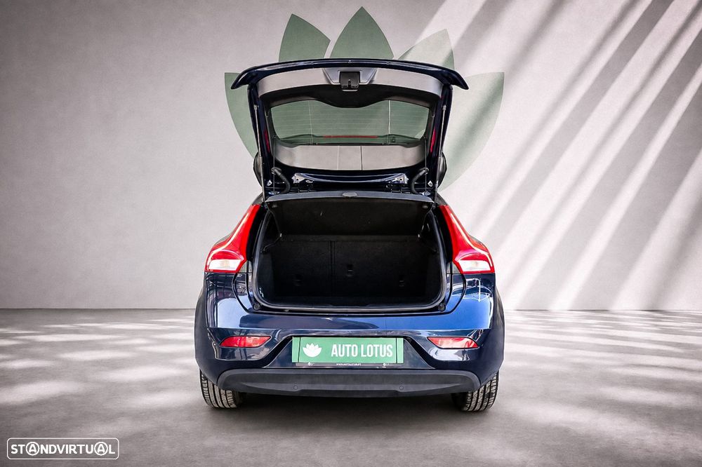 Volvo V40 2.0 D2 Momentum - 6
