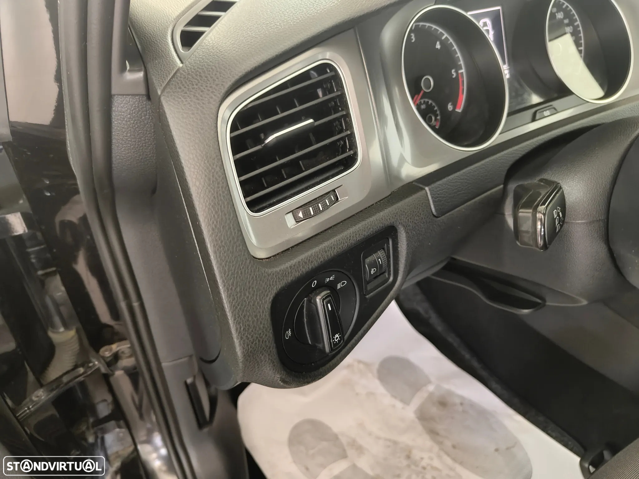 VW Golf Variant 1.6 TDi BlueMotion Trendline - 9